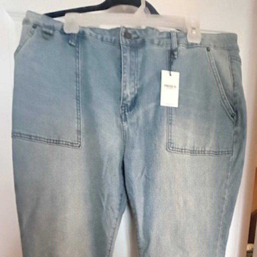 FOREVER 21 FADED JEANS NWT